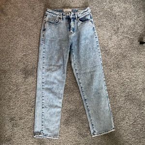 Mom jeans